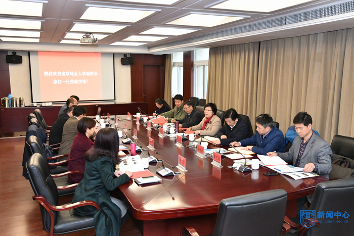 XCB_17870.jpg